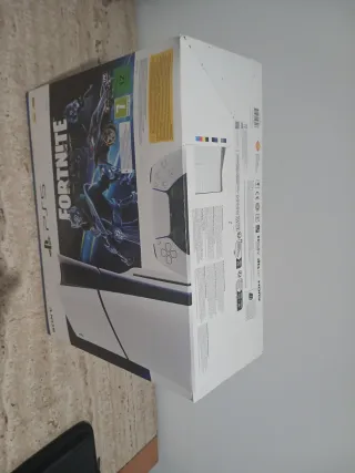 Caja PS5 Fortnite Edición Especial