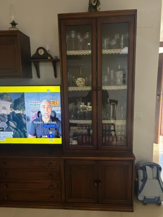 Mueble de salón madera