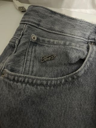 Pantalones vaqueros grises anchos