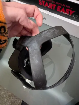 Oculus Quest VR Headset y Controles