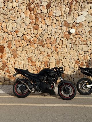 Suzuki Bandit 650 A2