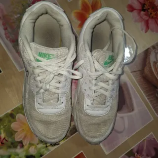 Nike Air Max Blancas y Verdes