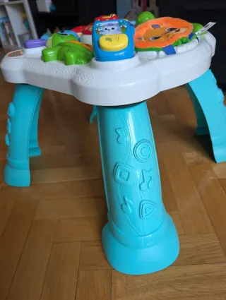 Mesa actividades sensoriales bebé