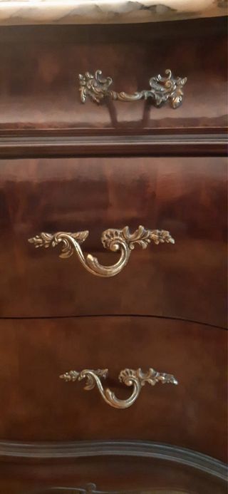 Cómoda estilo Luis XV Mármol y Madera