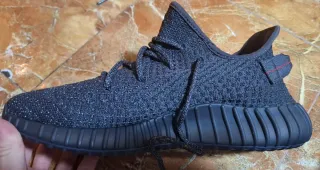 Adidas Yeezy 350 v2 Negro