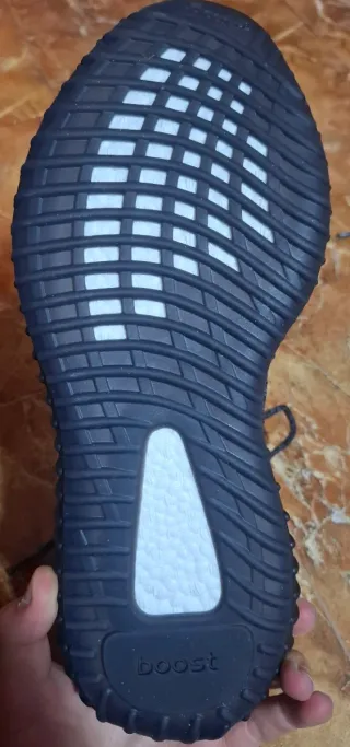 Adidas Yeezy 350 v2 Negro