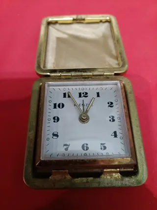 Reloj Kenzie Vintage Dorado