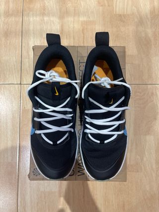 Zapatillas Nike Niños Talla 38 Negras y Azules