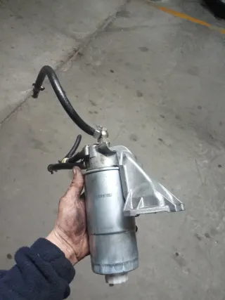 Soporte y filtro Gasoil Audi A6 C4 100 2.5tdi