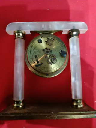 Reloj de sobremesa antiguo SOLO