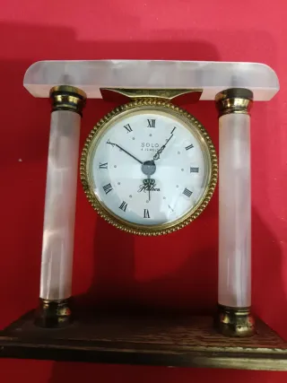 Reloj de sobremesa antiguo SOLO