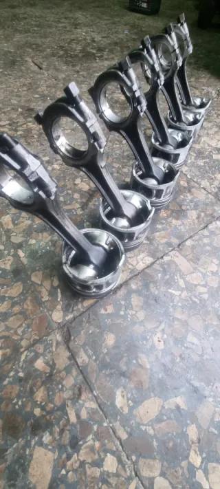 Pistones Nissan Patrol Y60 GR 2.8 RD