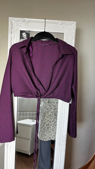 Americana corta cuadros morada y negra Zara