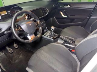 Peugeot 308 2016 180000 km 1.6 120 cv diesel