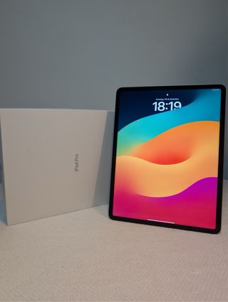 iPad Pro 12.9 5ª/4ª Gen (512GB) + Combo Touch