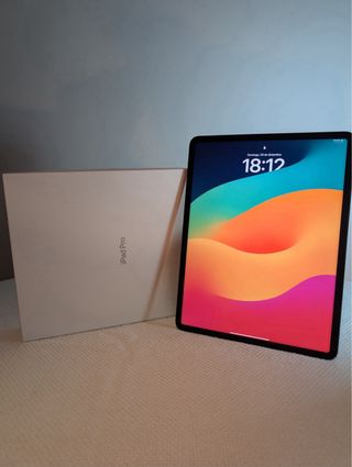 iPad Pro 12.9 5ª/4ª Gen (512GB) + Combo Touch
