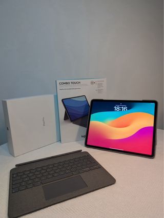 iPad Pro 12.9 5ª/4ª Gen (512GB) + Combo Touch