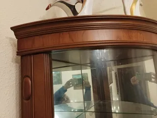 Vitrina Esquinera Madera y Cristal