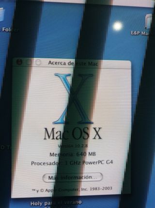 MacBook Blanco 2009 + eMac G4 1GHz 2003