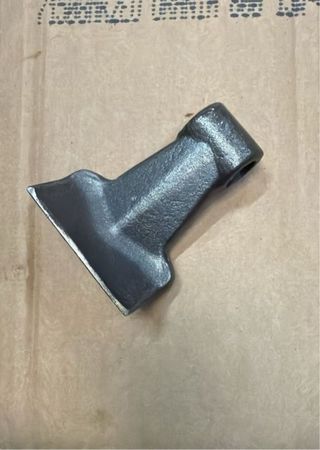 Martillo desbrozadora M37 para tornillo D20.