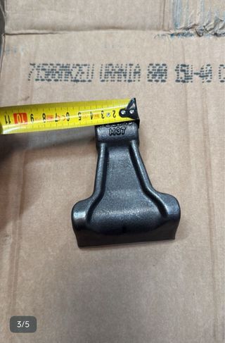 Martillo desbrozadora M37 para tornillo D20.