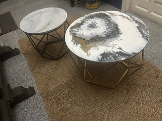 Tavoli ausiliari effetto marmo