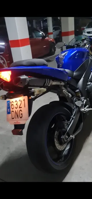 Escapes Akrapovic Yamaha R1