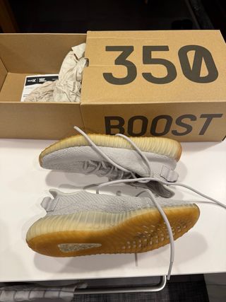 Adidas Yeezy Boost 350 V2 Sesame
