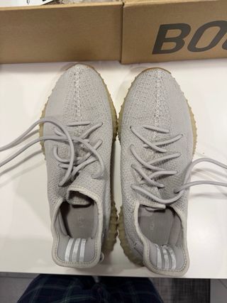 Adidas Yeezy Boost 350 V2 Sesame