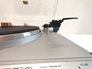Tocadiscos Akai AP-B1022 Automático Japón