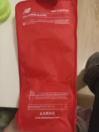 Guantes portero New Balance niño talla 4