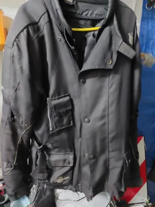 Cazadora de moto carretera