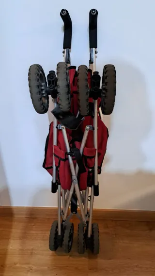 Silla de paseo paraguas roja