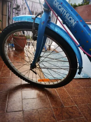 Bicicleta infantil con estrellas