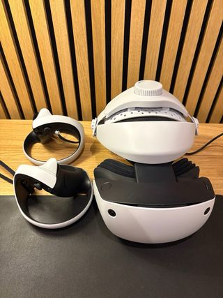 PlayStation VR2 - Cuffie e Controller