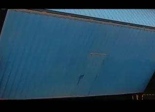 Local diafano, 100m superficie, 4m alto.