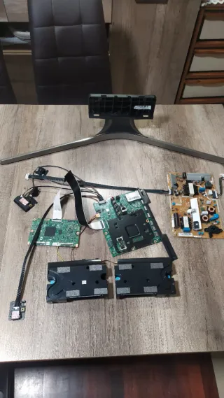 Despiece TV Samsung UE48J6300