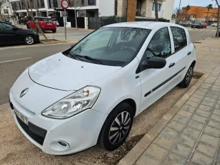 Renault Clio 2011