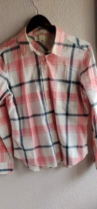 Camisa de cuadros rosa y blanca