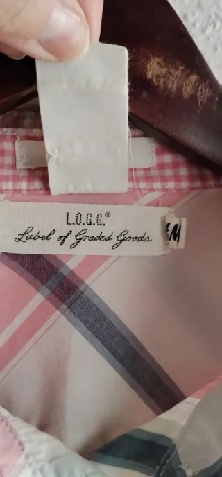 Camisa de cuadros rosa y blanca