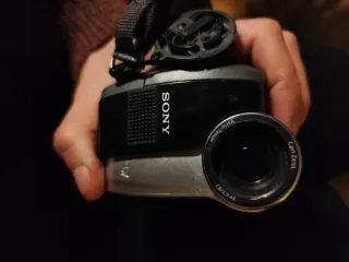 Sony Handycam DCR-HC24 MiniDV