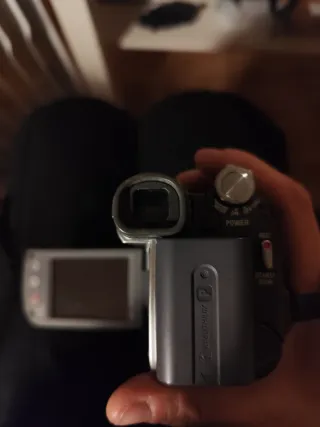 Sony Handycam DCR-HC24 MiniDV