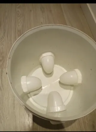 Comedero para gallinas