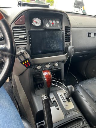 Mitsubishi Montero 2005