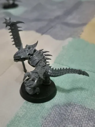 Saurus Oldblood miniatura