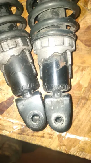 Amortiguadores Yamaha xmax 250 año 2006