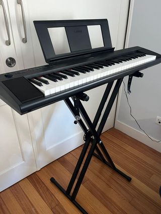 Piano Digital Yamaha Piaggero NP-12