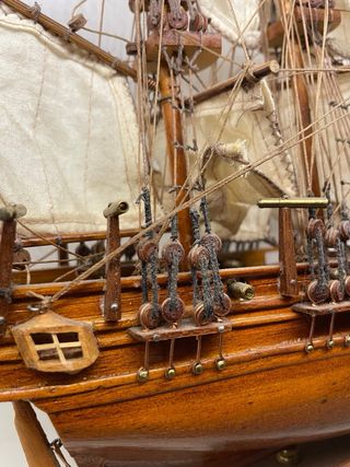 Modellino Nave a Vela in Legno