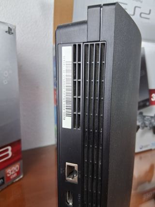 Playstation 3 Slim 320GB + Mando