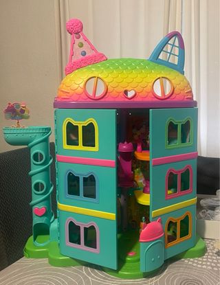 Casa di Gabby con figure